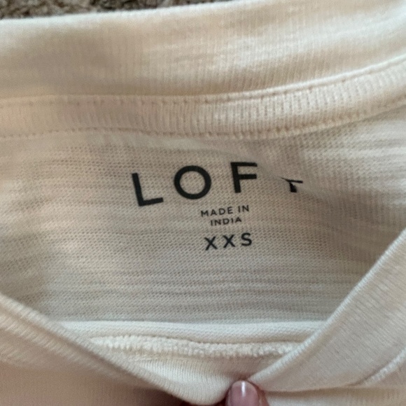 Heavier weight dressier T shirt with puff sleeve - Picture 4 of 4